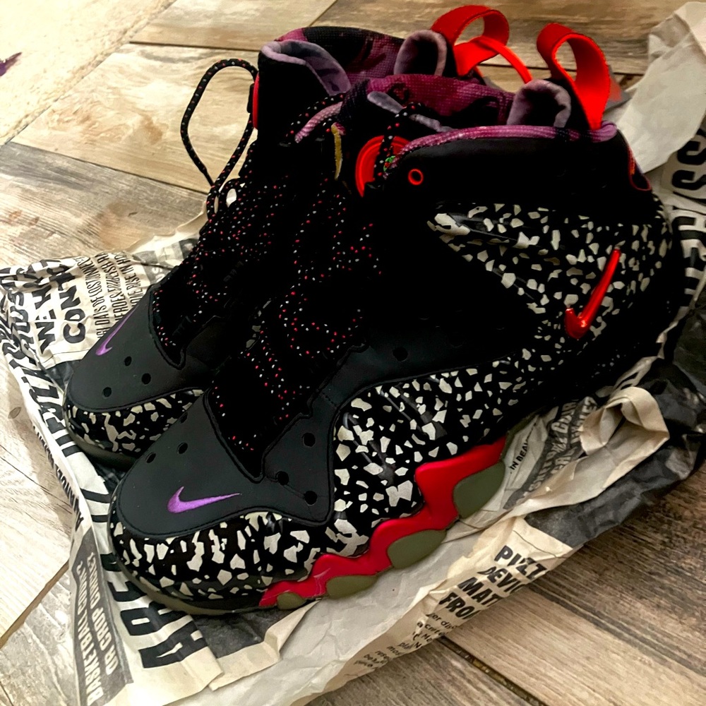 Nike Air Barkley Posite Max “All-Star Rayguns”